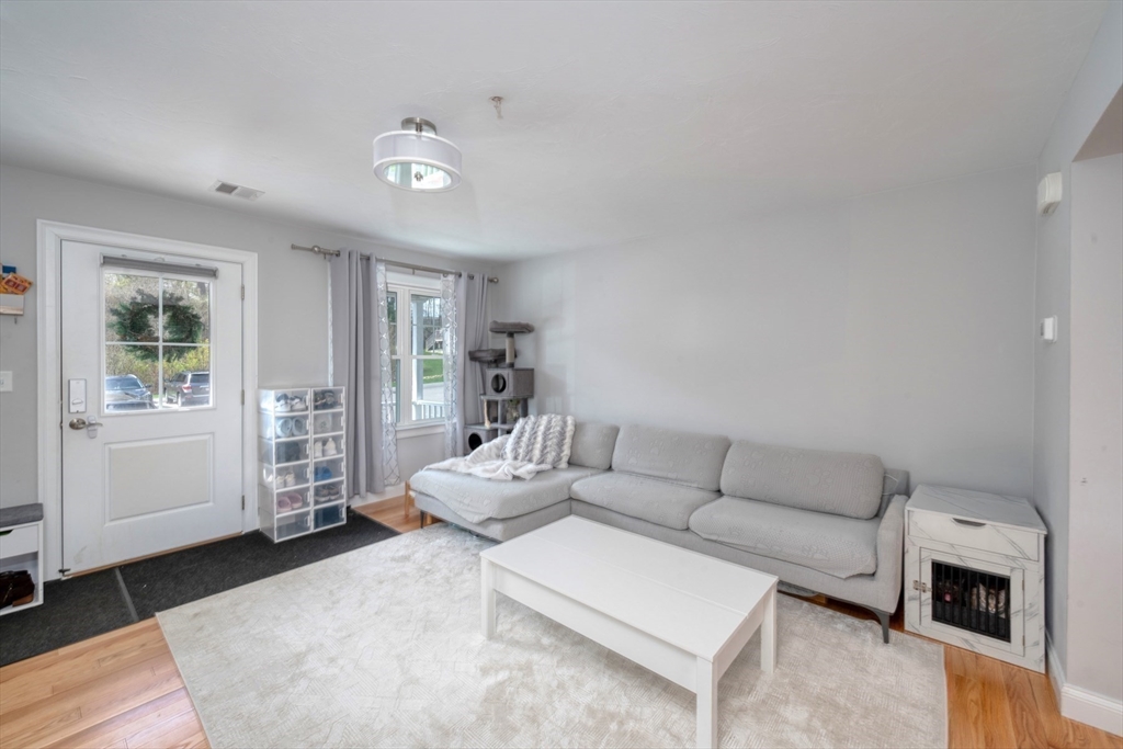 55 Plymouth St # G27