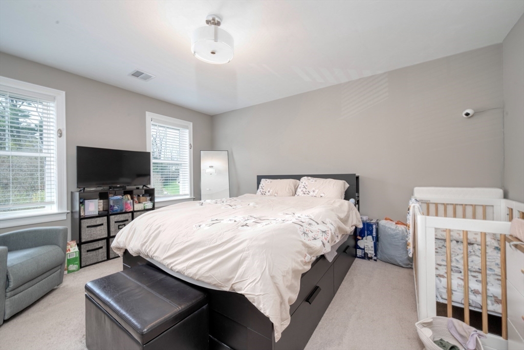 55 Plymouth St # G27