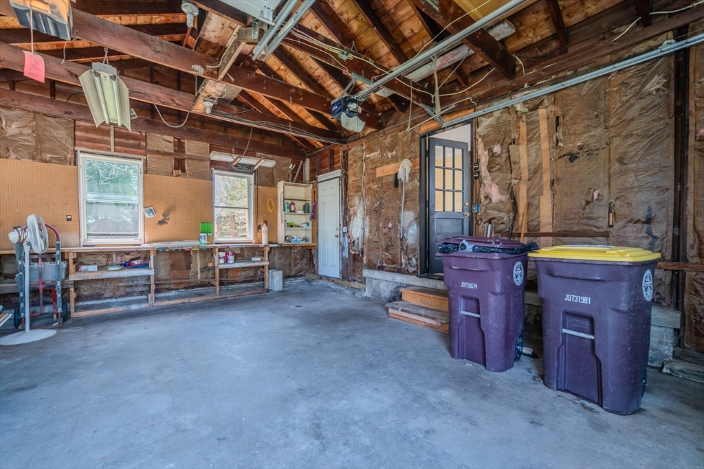 113 Oak St