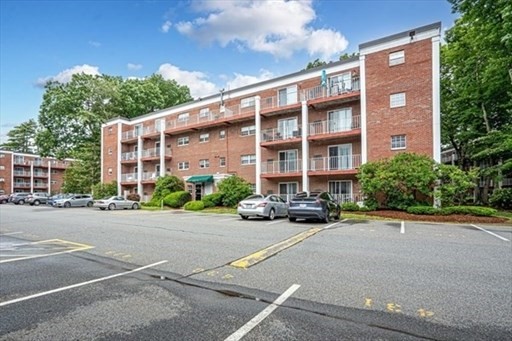 55 Greentree Ln # 44