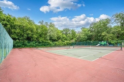 55 Greentree Ln # 44