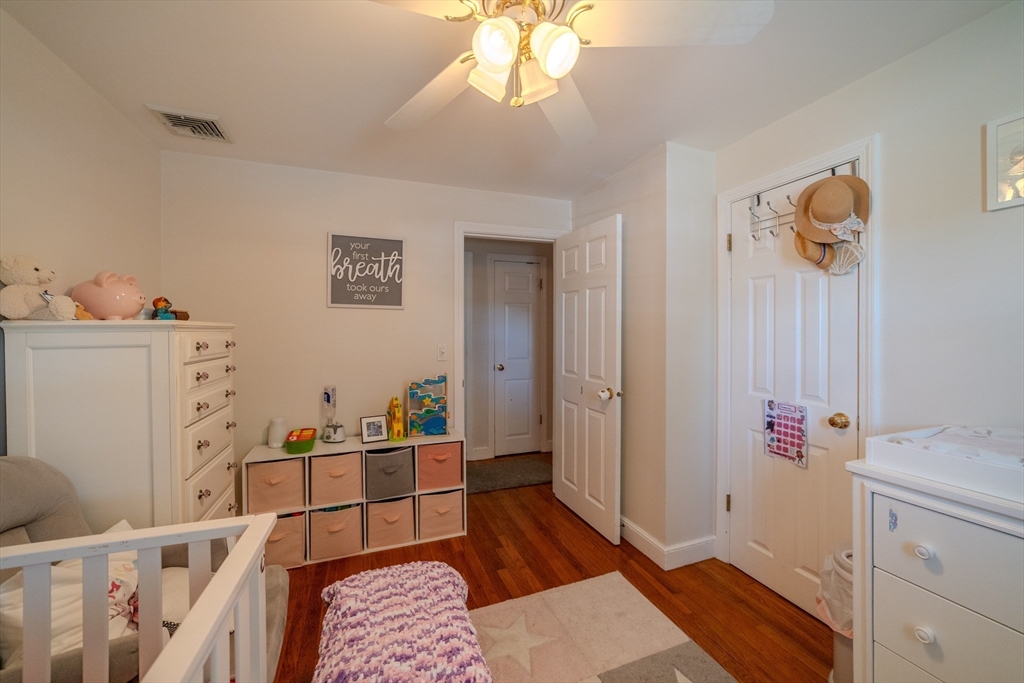 54 Stearns Dr