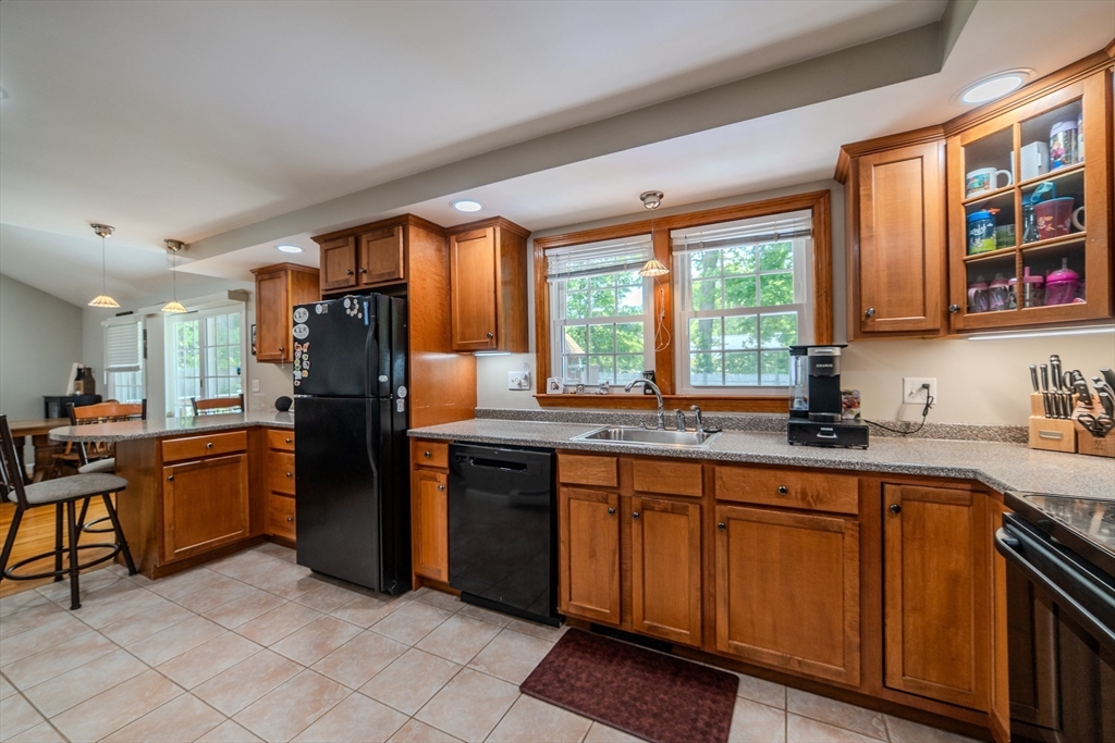 54 Stearns Dr