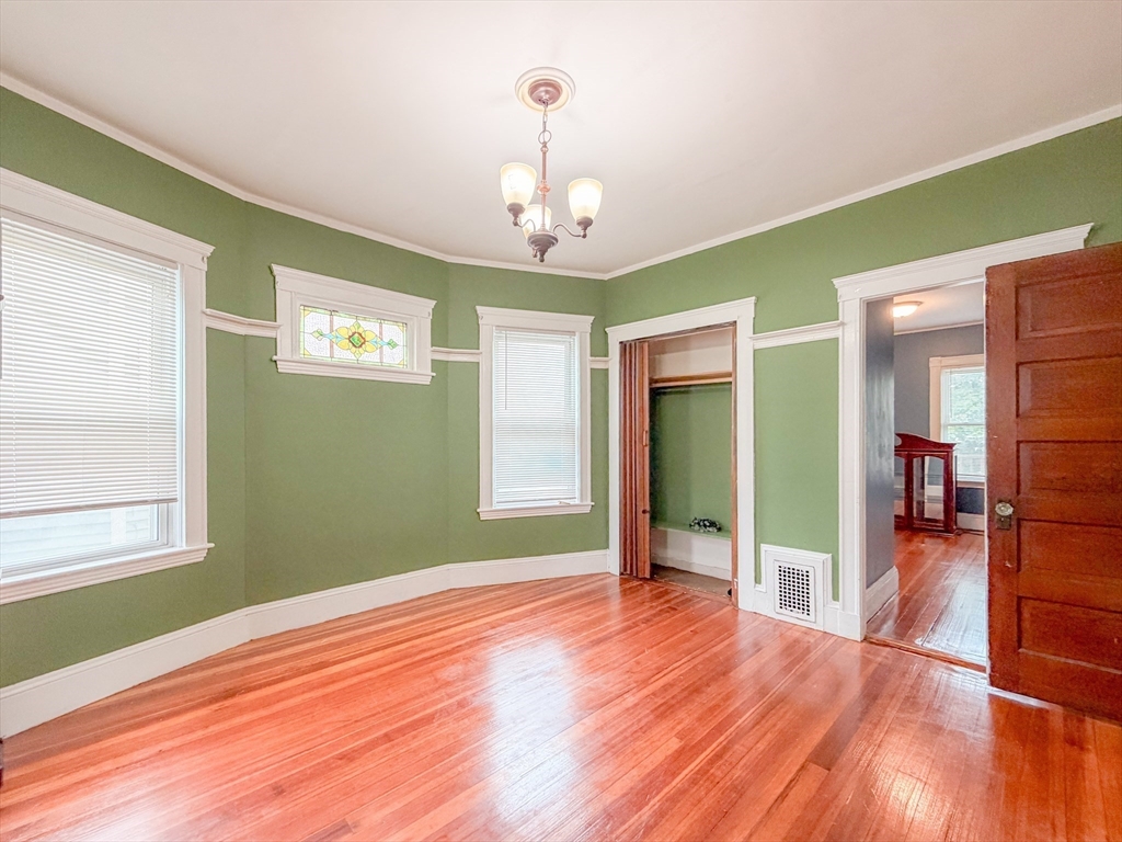 21 Saint Marks Rd