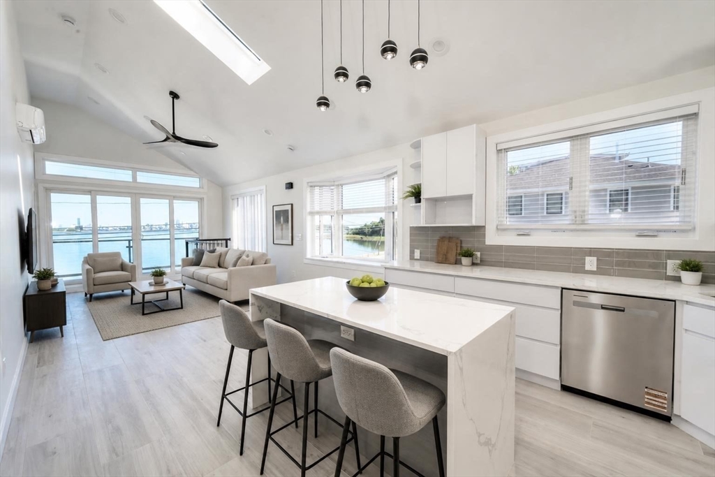 103 Dorchester St # 2