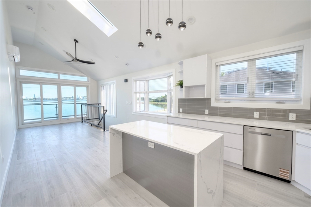 103 Dorchester St # 2