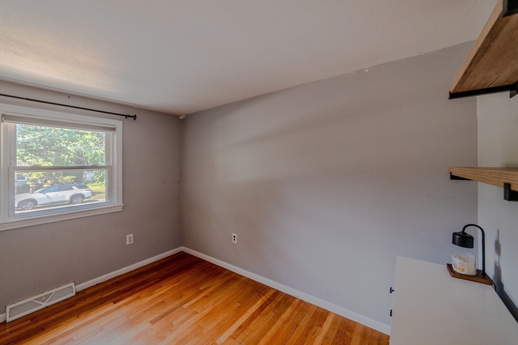 23 Gratto Rd