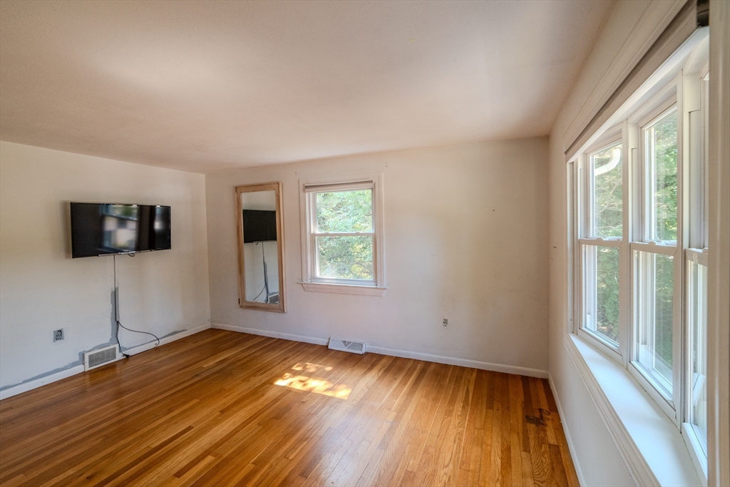 23 Gratto Rd