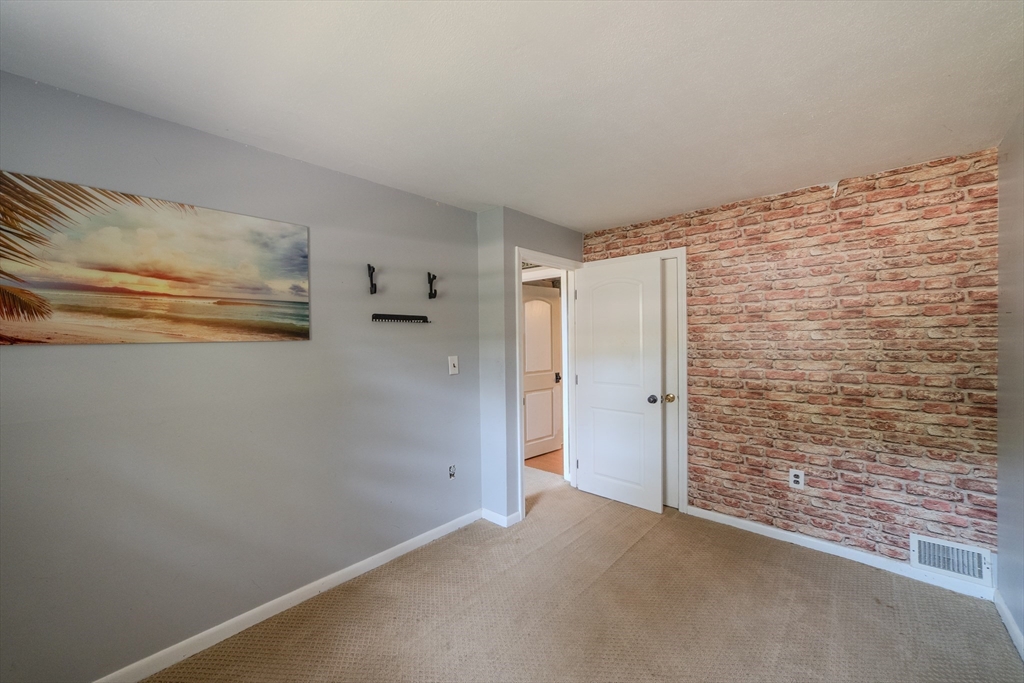 23 Gratto Rd