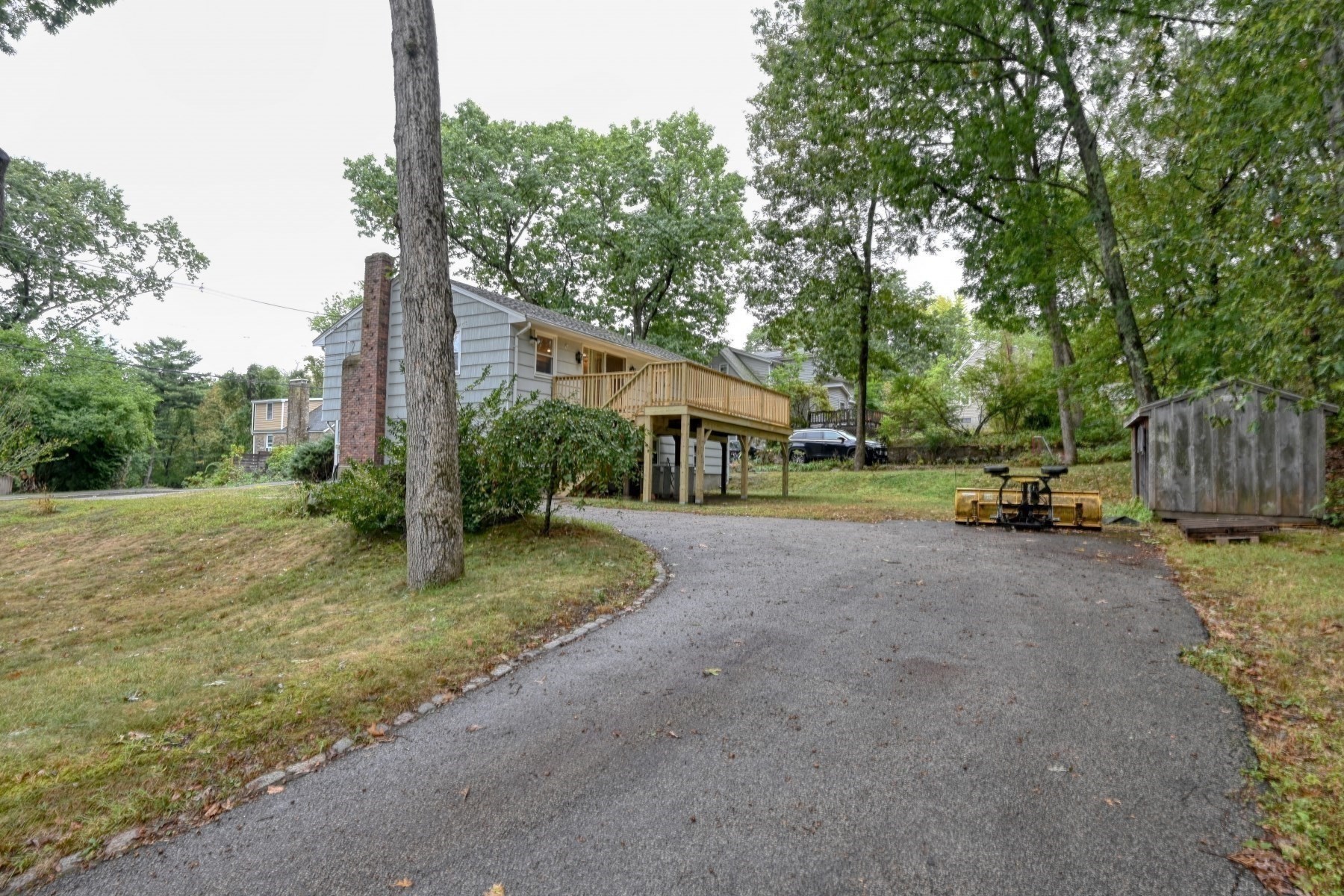132 Forest St