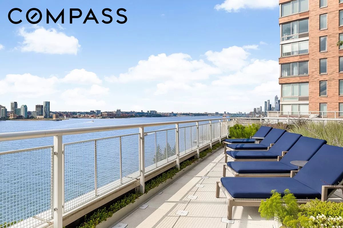 20 River Terrace 4J