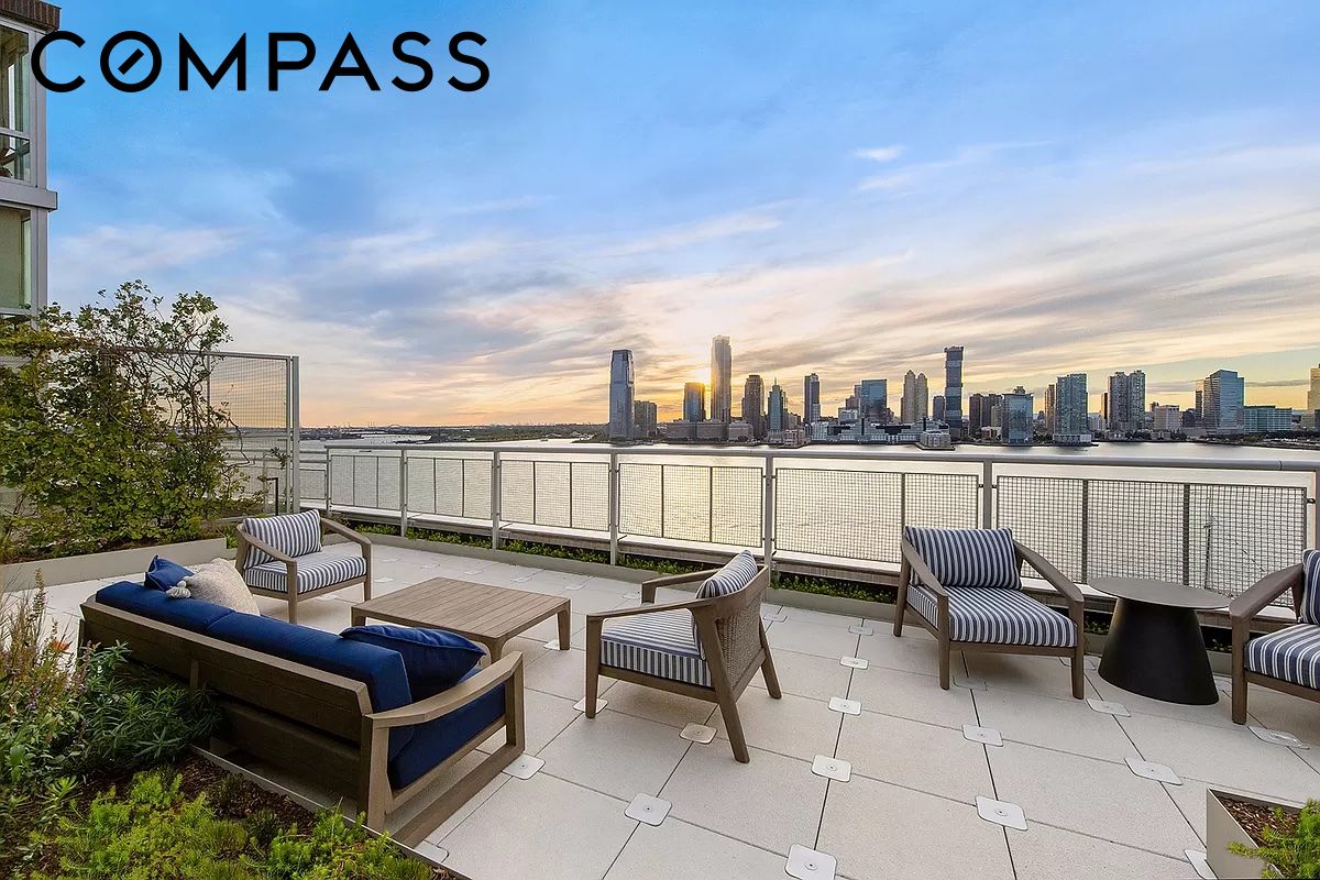 20 River Terrace 4J