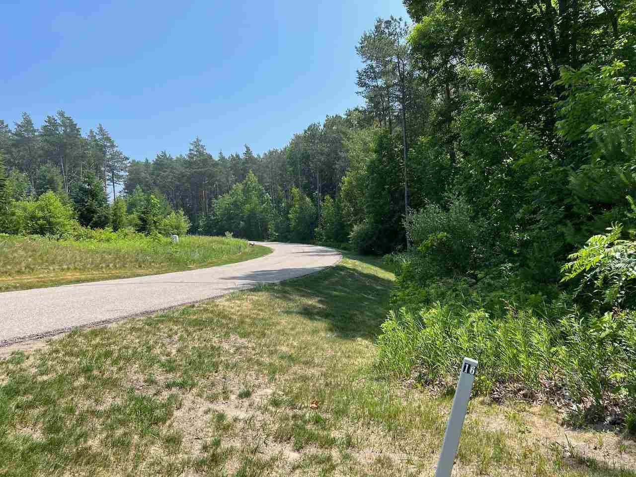 3253 Vineyard Court Unit: 17