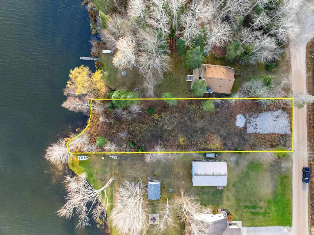 15644 Island Drive