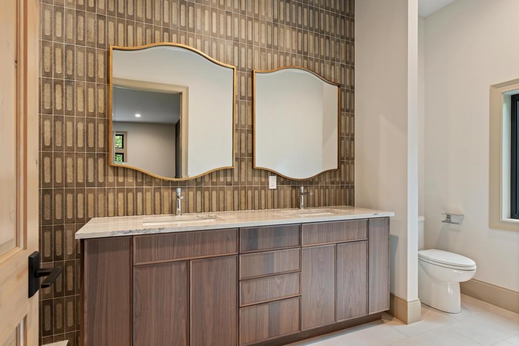 Harbor Springs Water View 