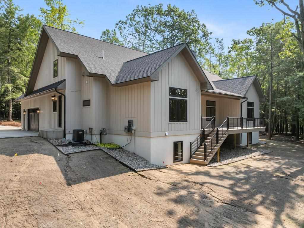 Harbor Springs Water View 