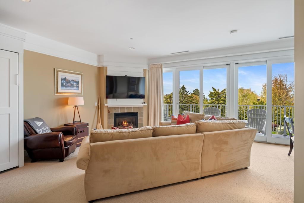 4200 Main Street Unit: 31 & G-6