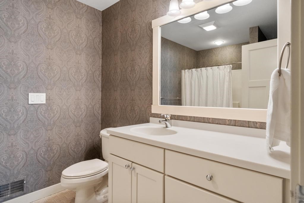 6092 Quarry Ridge Drive Unit: 7