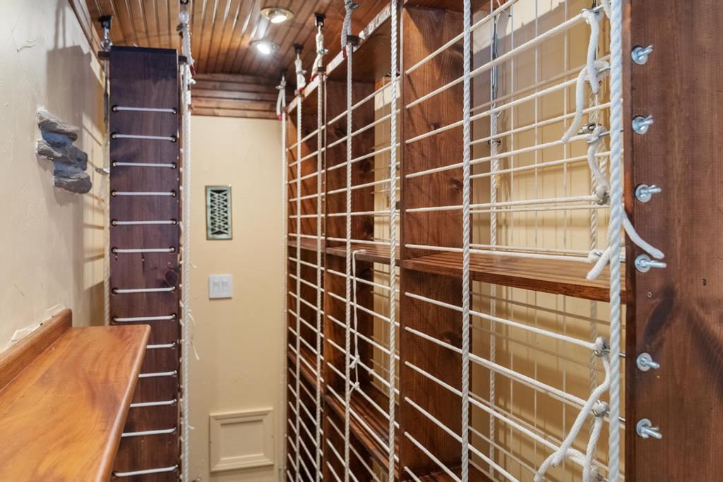 6092 Quarry Ridge Drive Unit: 7