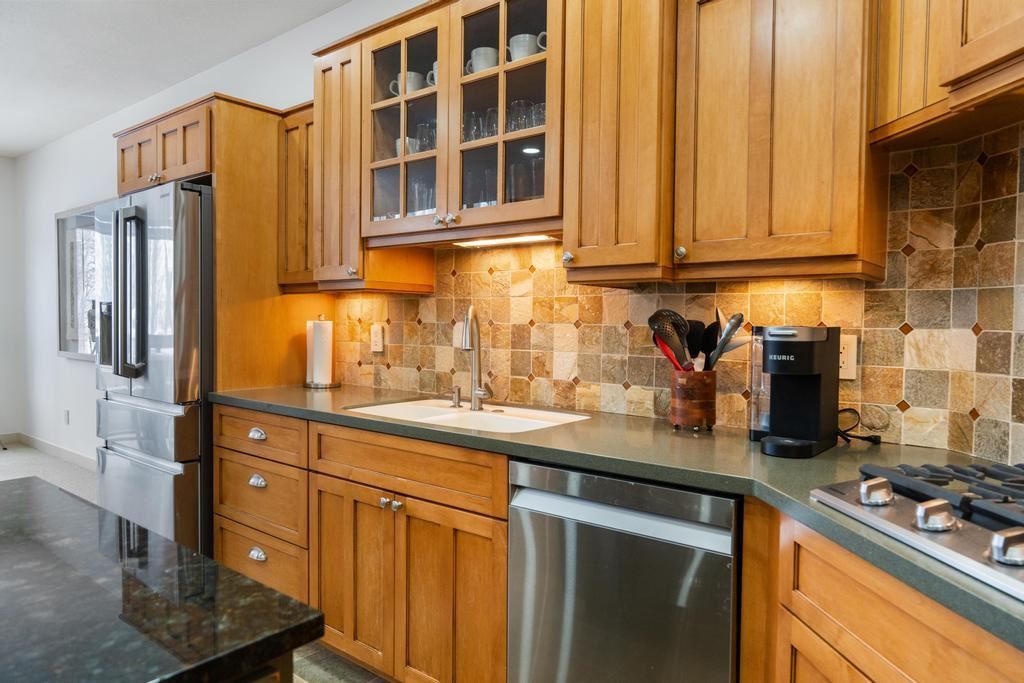 6092 Quarry Ridge Drive Unit: 7