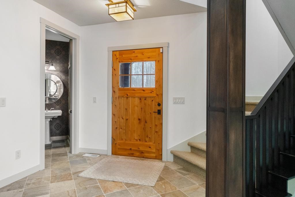 6092 Quarry Ridge Drive Unit: 7
