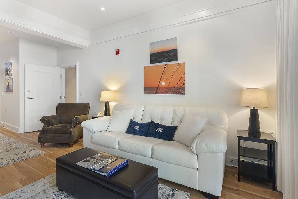 4205 Main Street Unit: 40