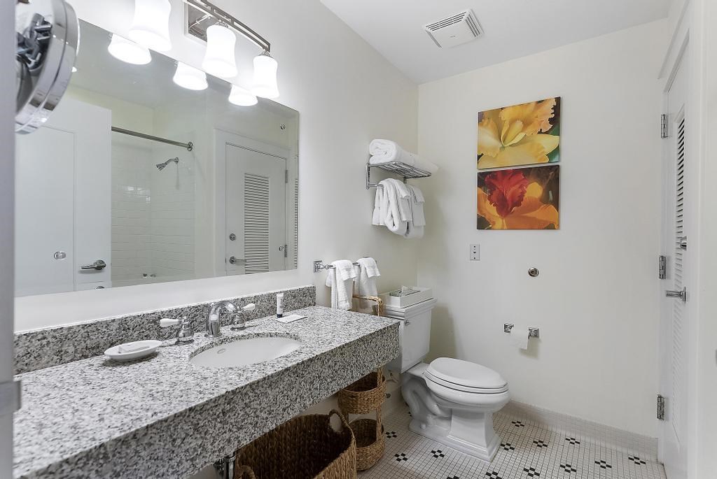4205 Main Street Unit: 40