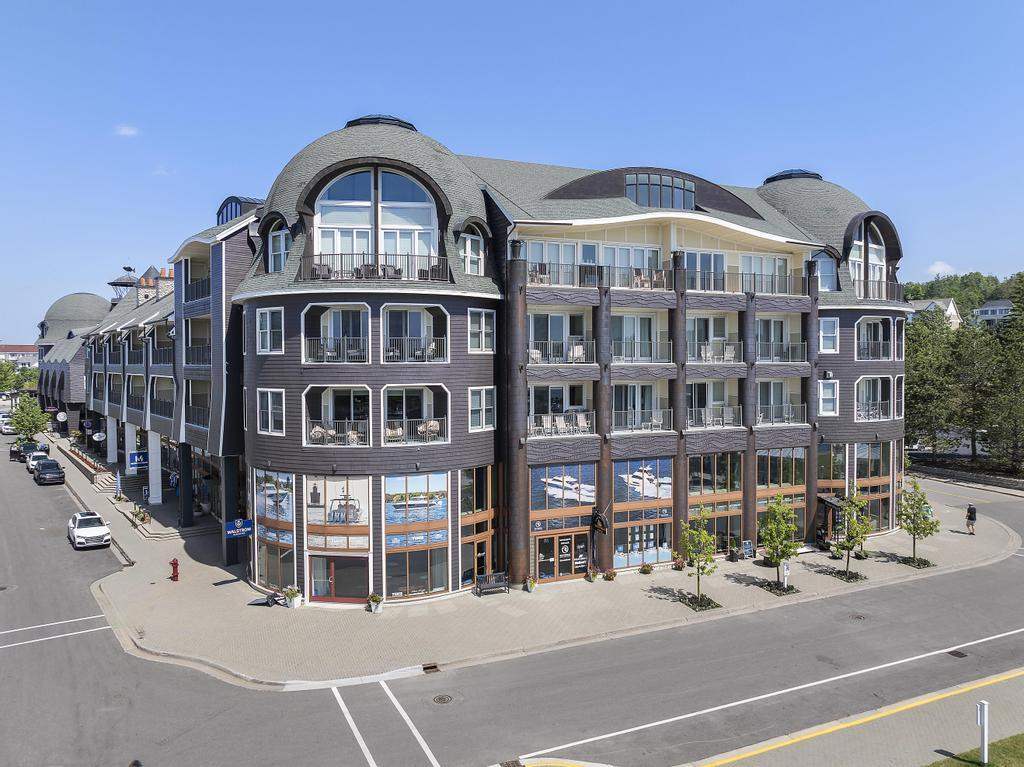 4205 Main Street Unit: 40