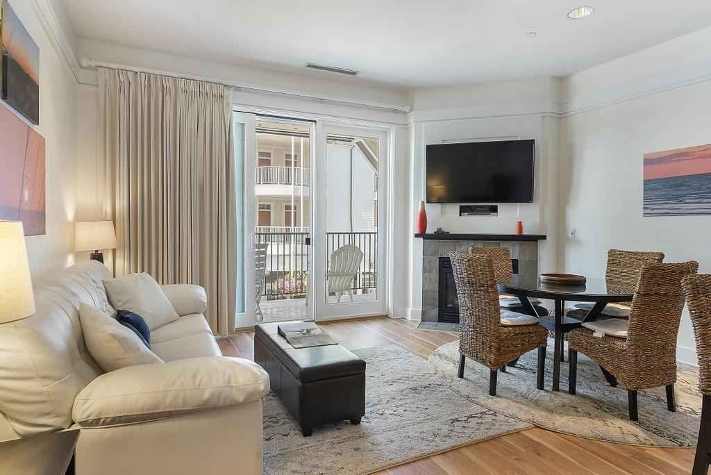 4205 Main Street Unit: 40