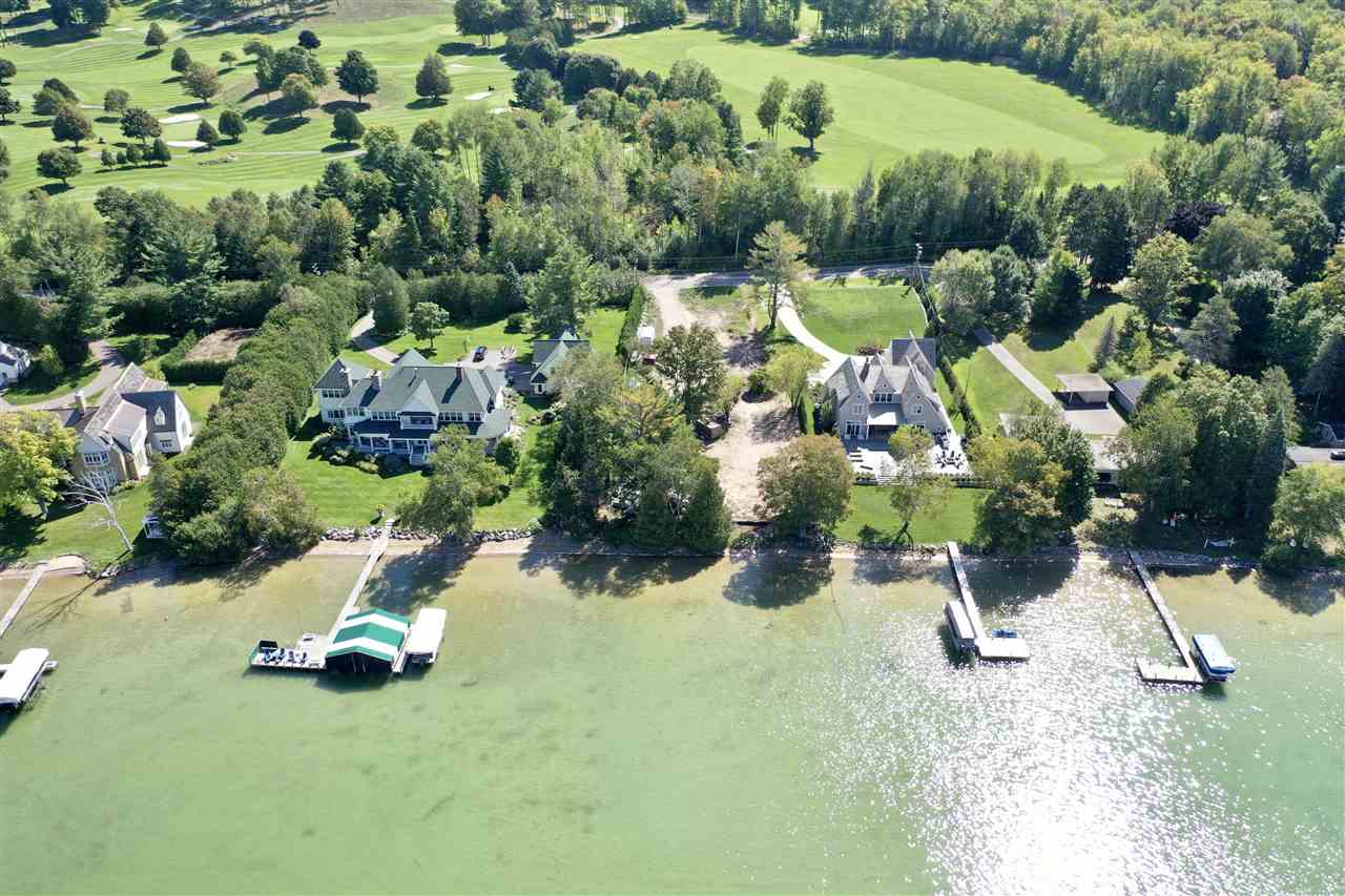 5719 Country Club Shores