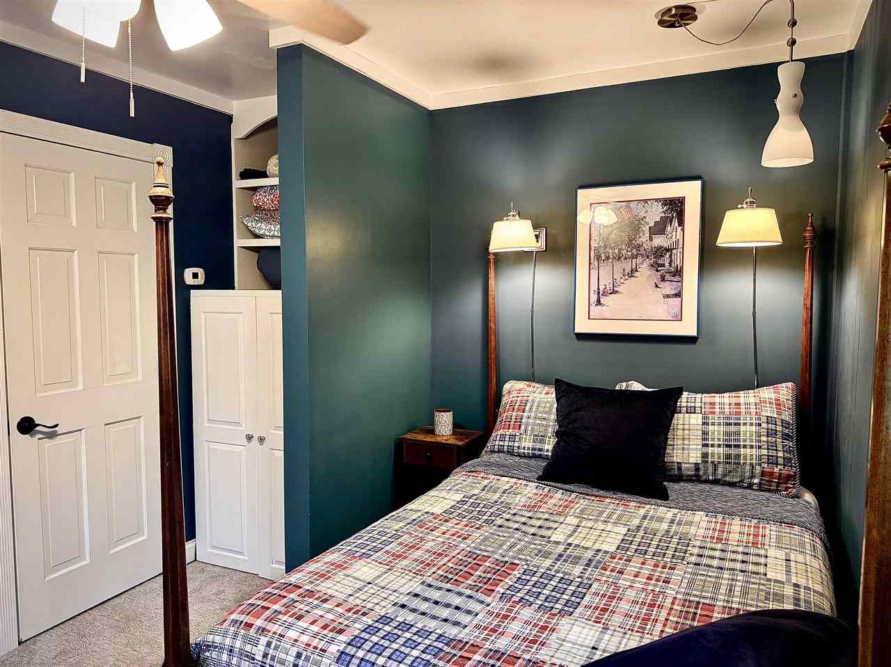 4270 Cottontail Lane