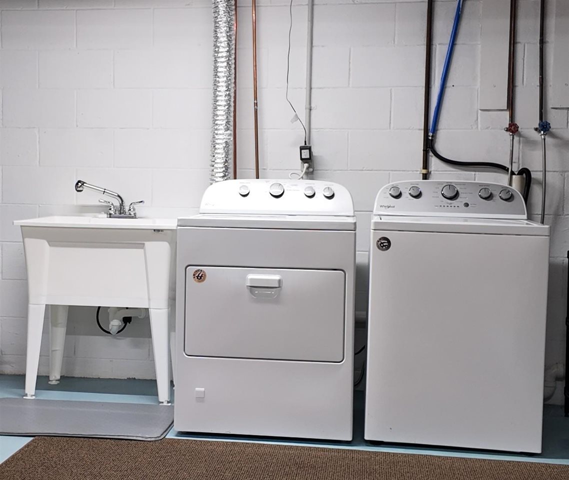 4270 Cottontail Lane