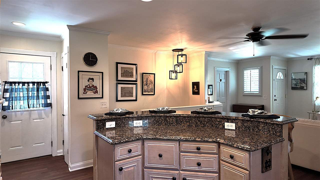 4270 Cottontail Lane