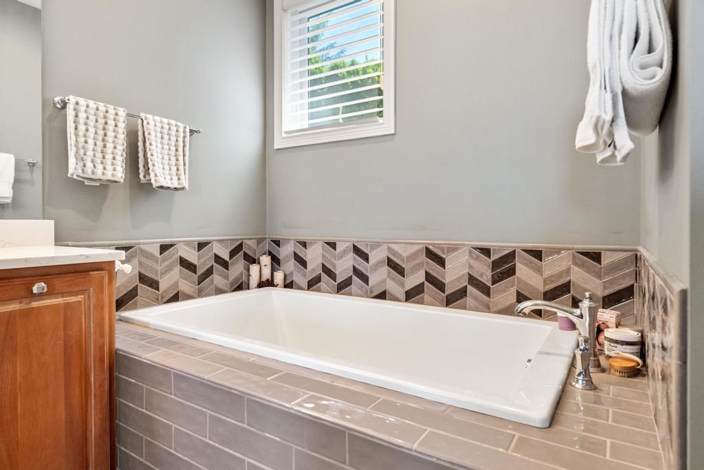 6410 Quarry View Drive Unit: 23
