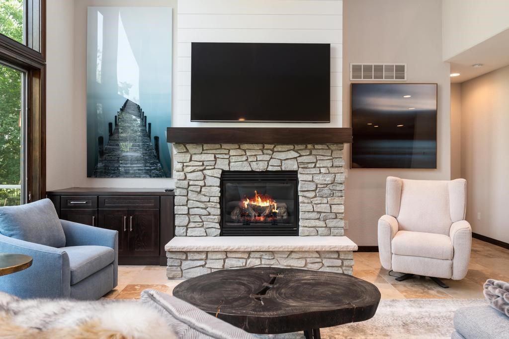 6182 Quarry Ridge Drive Unit: 4