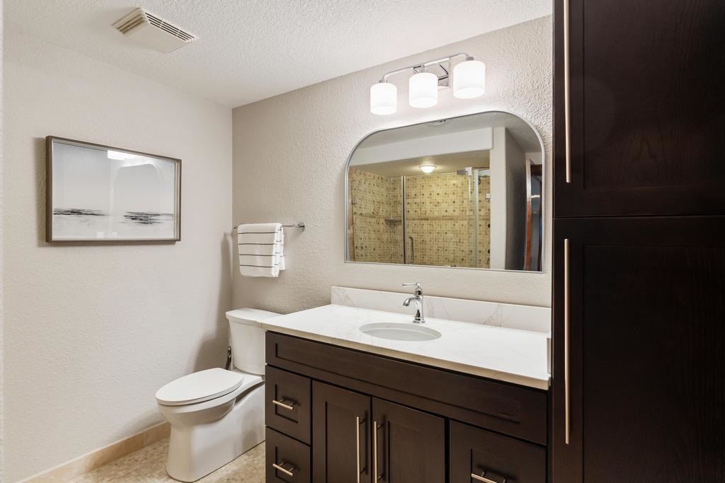 6182 Quarry Ridge Drive Unit: 4