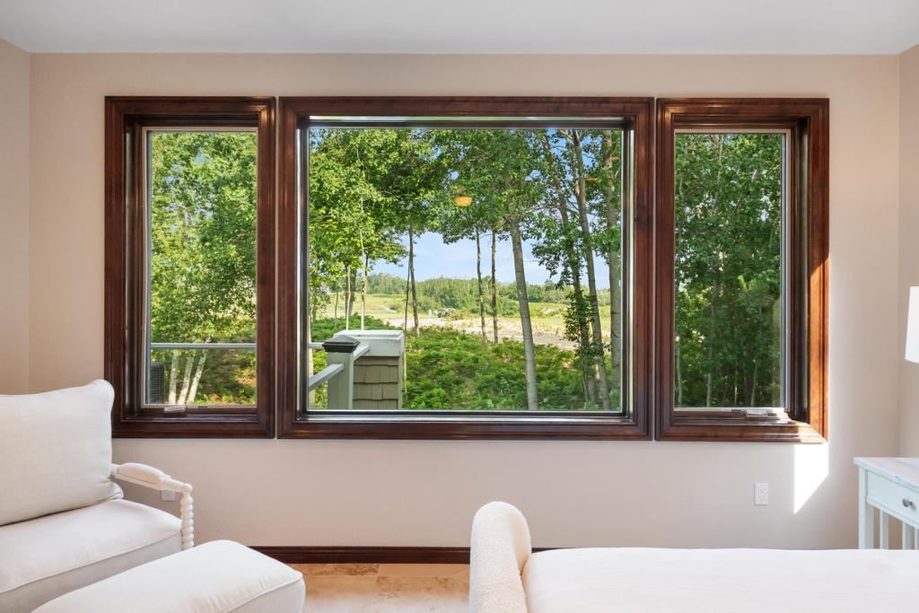 6182 Quarry Ridge Drive Unit: 4