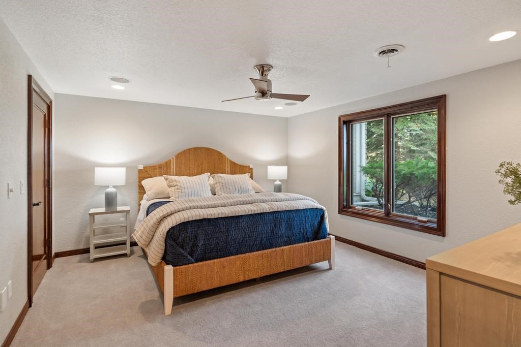 6182 Quarry Ridge Drive Unit: 4