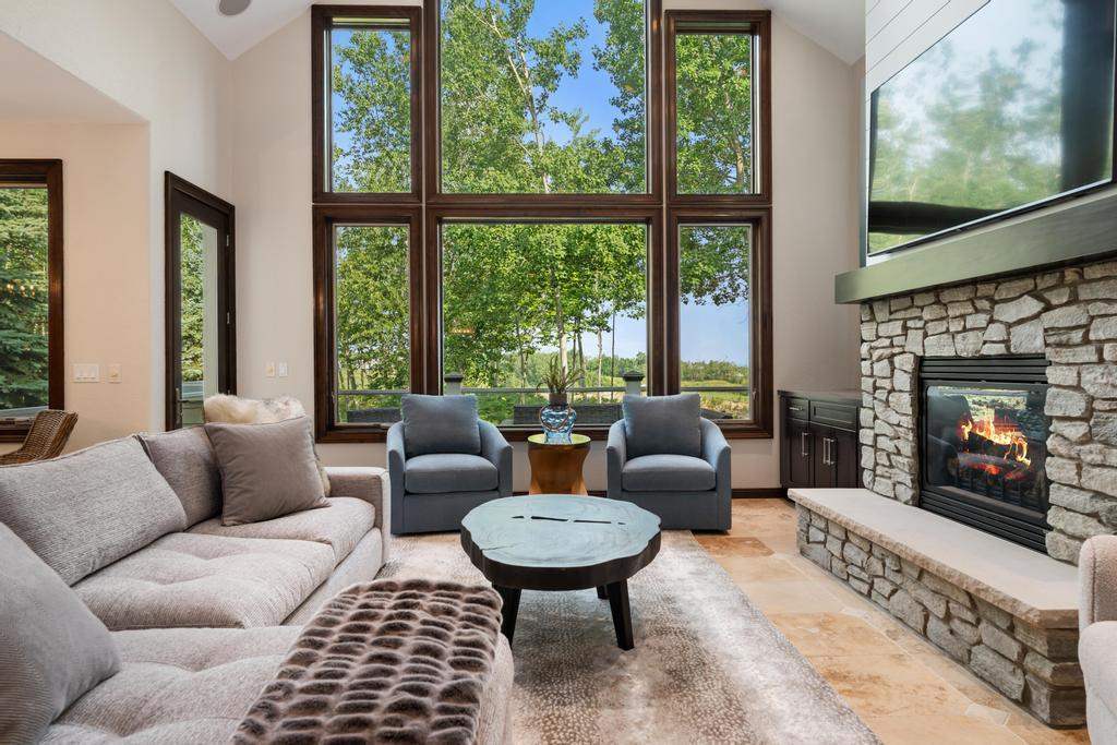 6182 Quarry Ridge Drive Unit: 4