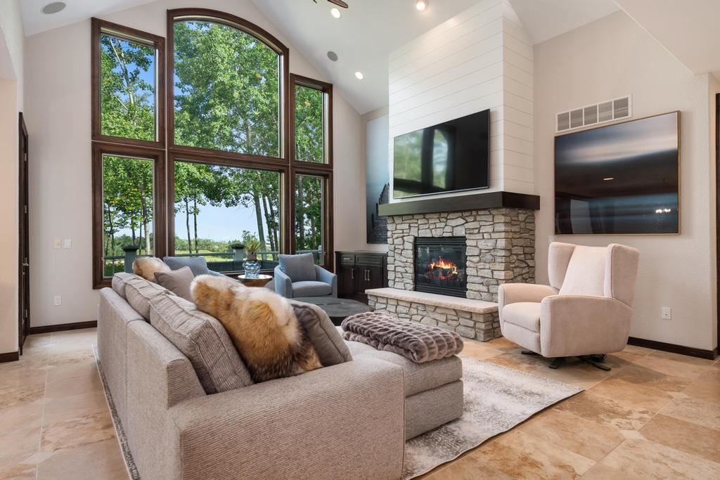 6182 Quarry Ridge Drive Unit: 4