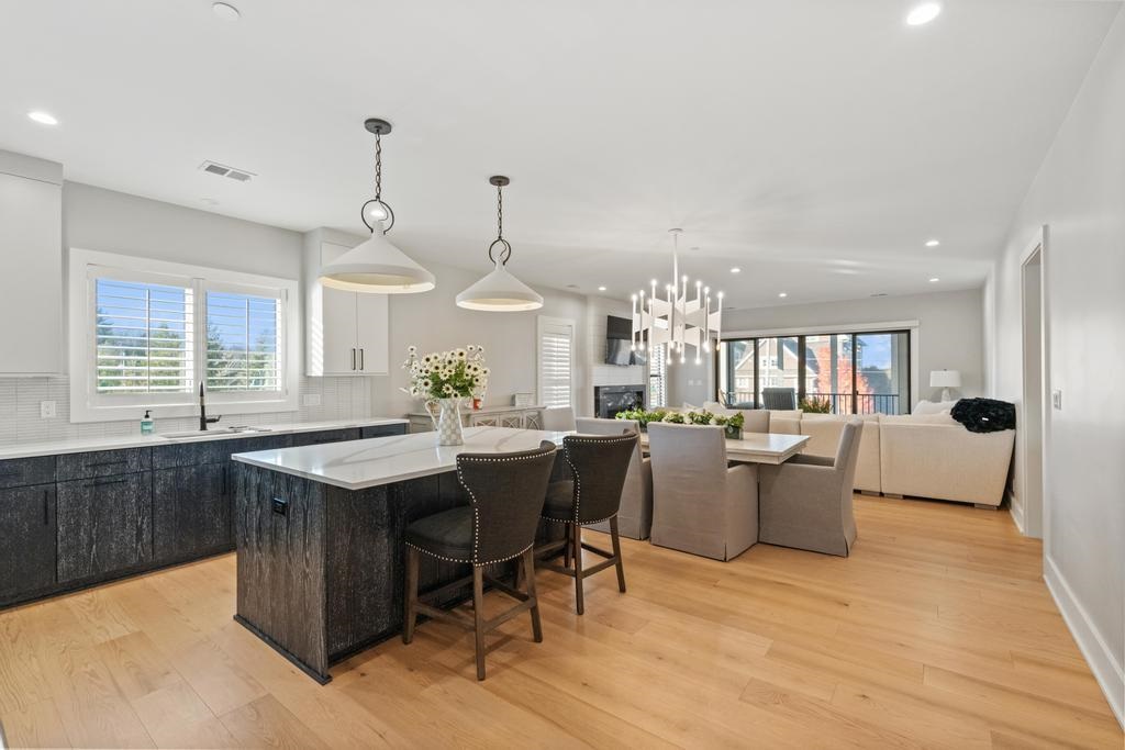 4041 Renwick Lane Unit: 1