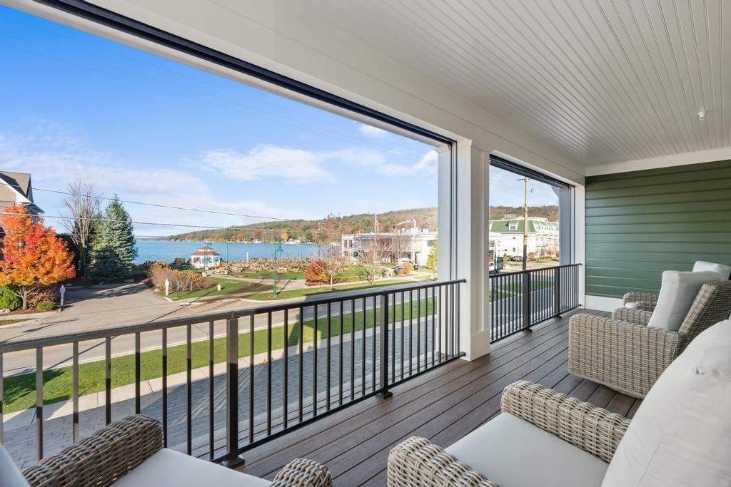4041 Renwick Lane Unit: 1
