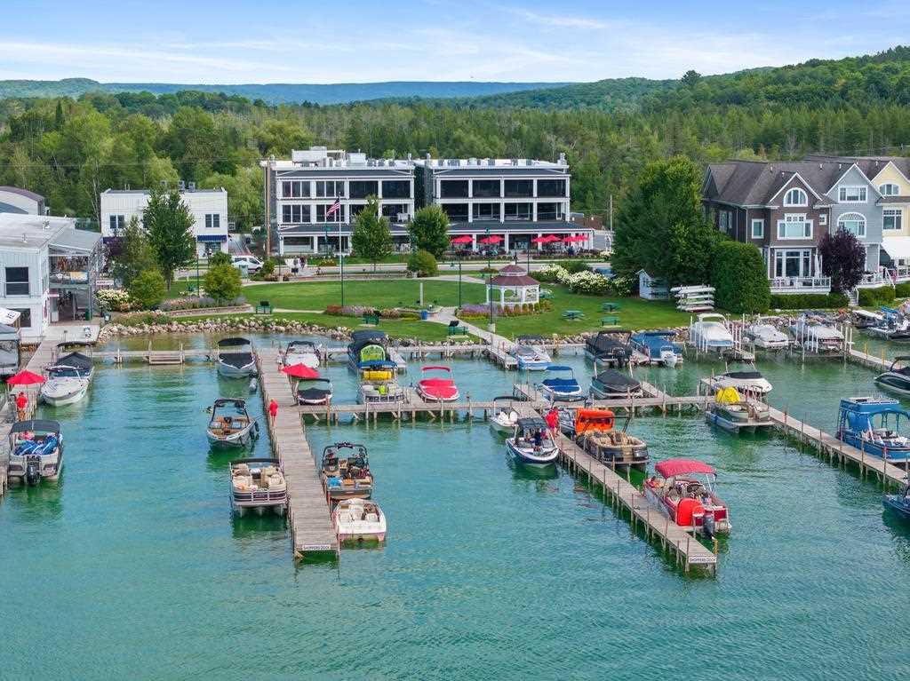 4041 Renwick Lane Unit: 1