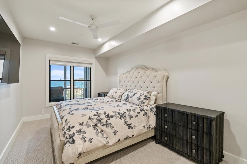 4041 Renwick Lane Unit: 1