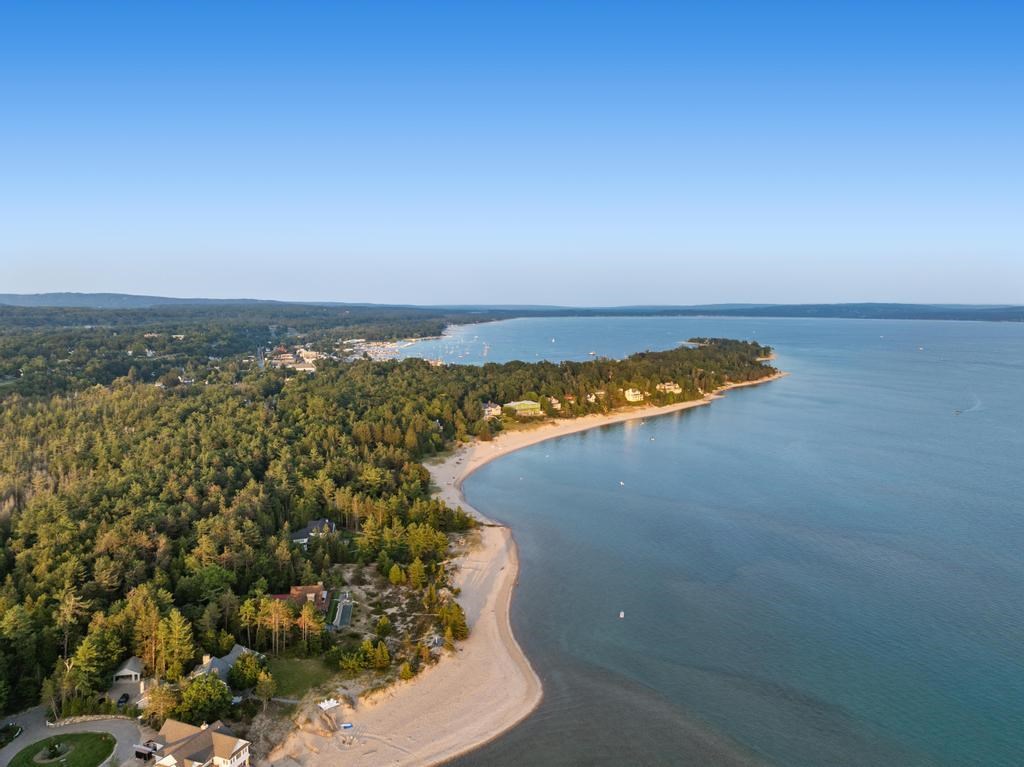 549 Harbor Beach Circle