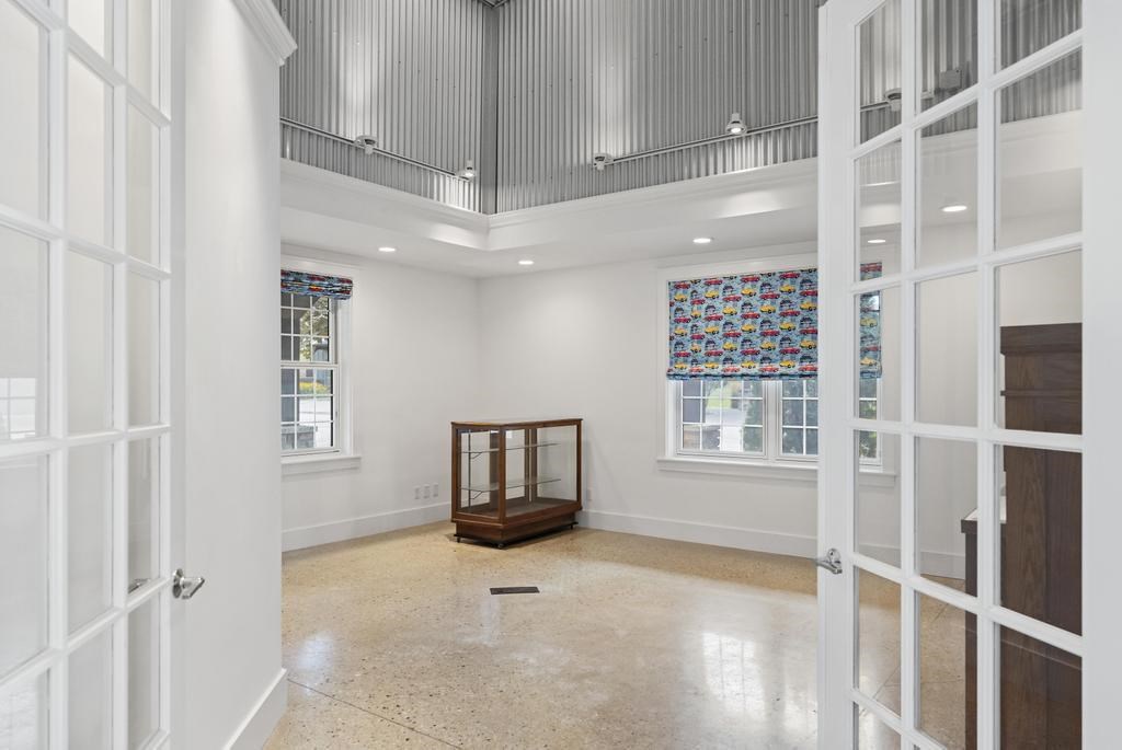 5392 Collectibles Court Drive Unit: 14