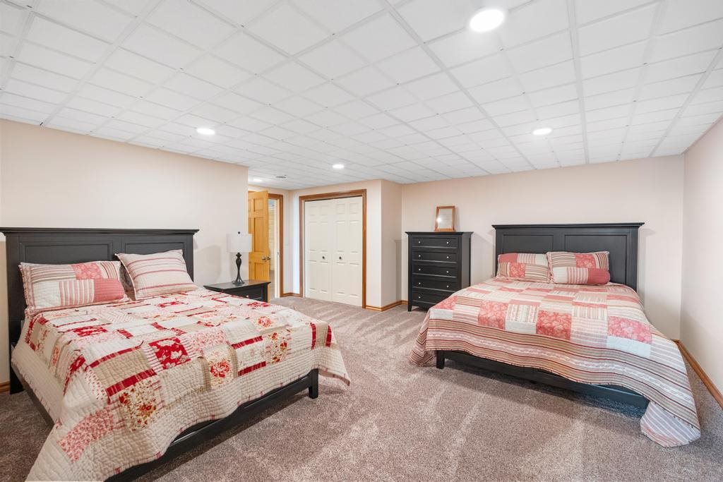 1267 Pine Tree Trail