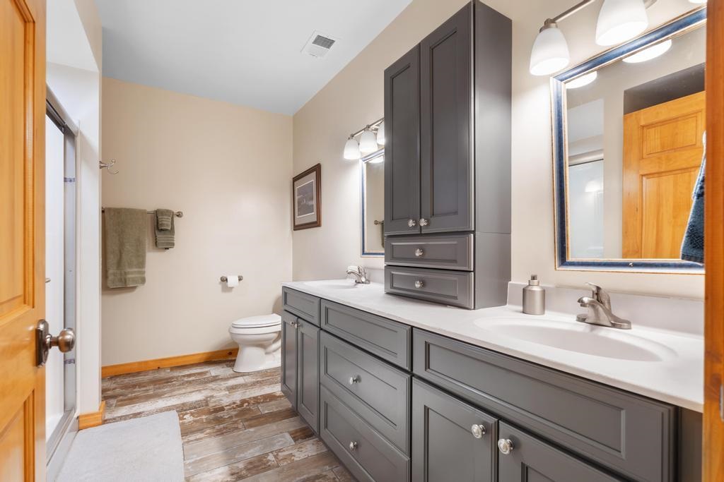 1267 Pine Tree Trail