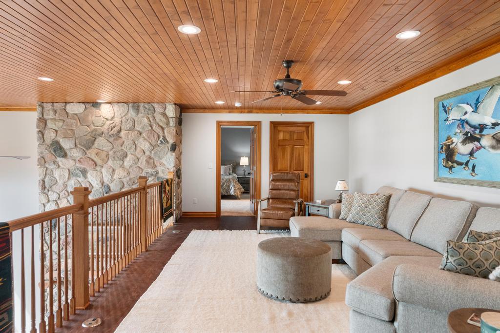 1267 Pine Tree Trail