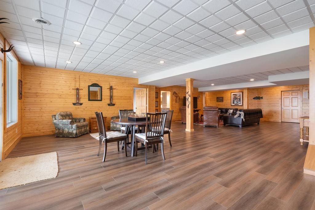 1267 Pine Tree Trail